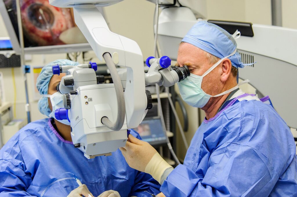 Professional advice on how to deal with lasik eye surgery